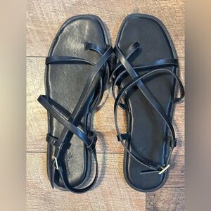 Universal Thread Black Strappy Flat Sandals